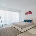 Eden Villa, With Jacuzzi And Ocean View Villa