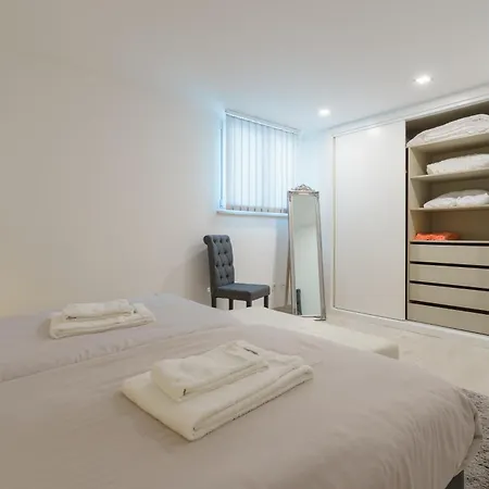 Eden Villa, With Jacuzzi And Ocean View Вилла
