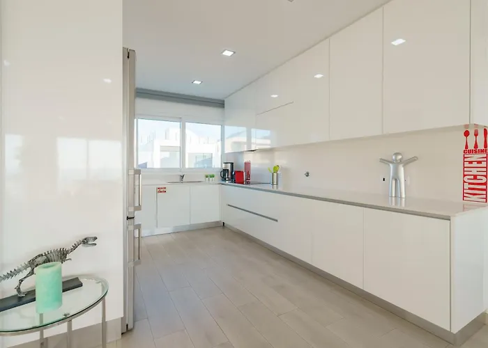 Eden Villa, With Jacuzzi And Ocean View Villa *