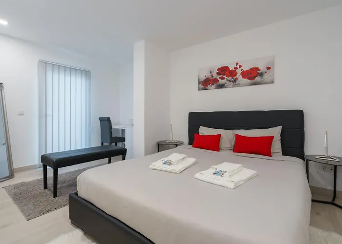 Eden Villa, With Jacuzzi And Ocean View Villa *